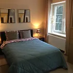 Alloggio in famiglia Plejady *